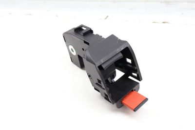 UPPER SEAT BACKREST LOCK / LATCH 7274542