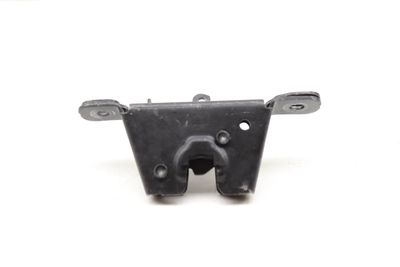 UPPER SEAT BACKREST LOCK / LATCH 5QM885681F