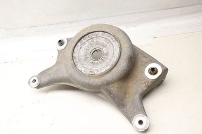Upper Suspension Strut Mount / Bracket 8R0412384A