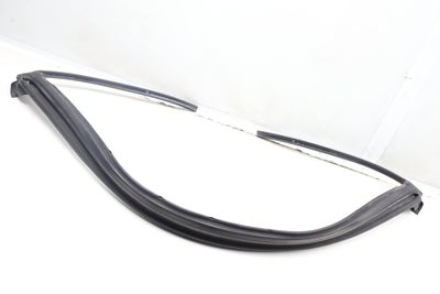 UPPER WINDSHIELD SEAL / WEATHER STRIPPING 7192294