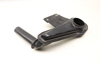 UPPER WINDSHIELD WASHER RESERVOIR / FILLER NECK