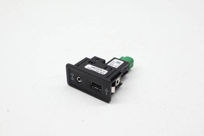 USB / AUX-IN Socket 5G0035222E
