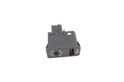 USB / AUX-IN Socket 84109237654