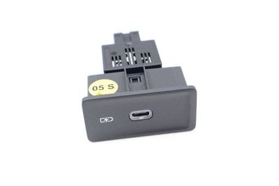 USB-C Port / Module 17A035718
