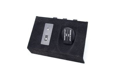 USB / Power Outlet / Trim