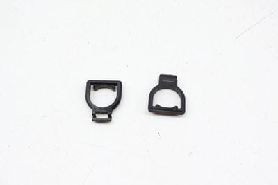 Vacuum Pump Clip / Tie Down Set 4B0614145