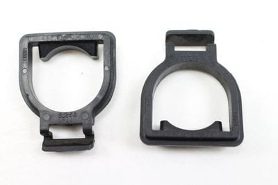 VACUUM PUMP CLIP / TIE DOWN SET 4B0614145