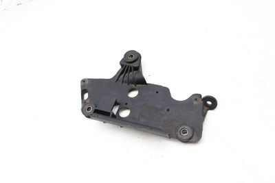 VACUUM SOLENOID RETAINING PLATE 078133365B