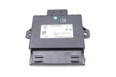VOLTAGE STABILIZER CONTROL MODULE 7PP959663