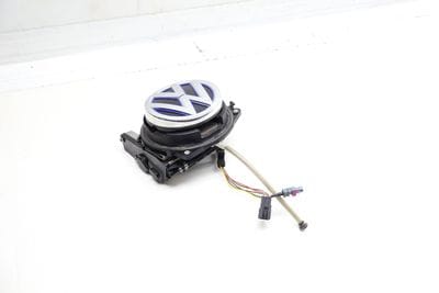 VW Emblem Liftgate Release Actuator / Handle Assembly 5GE827469F