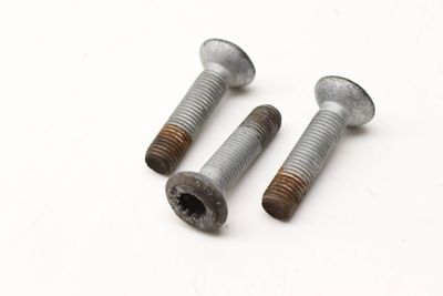 WHEEL BEARING SCREW / BOLT SET (3) WHT000237C