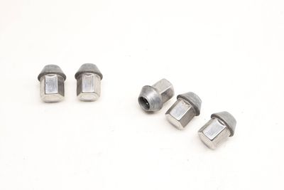 WHEEL BOLT / LUG NUT SET (5) LR001381
