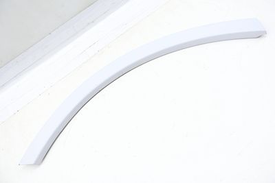 WHEEL FENDER FLARE TRIM / MOLDING 4M0853818A