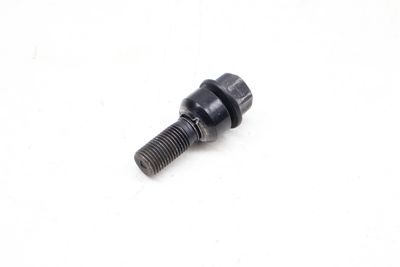 WHEEL / LUG BOLT WHT004676A