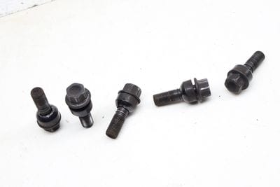 Wheel / Lug Bolt Set (5) WHT004676A