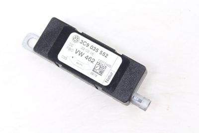 WINDOW ANTENNA BOOSTER 3C9035552