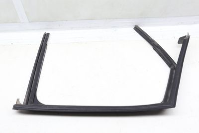 WINDOW GLASS CHANNEL / SEAL 8K9839440G