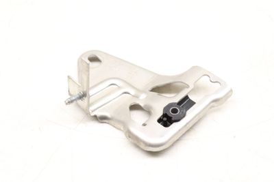 WINDOW REGULATOR MOUNT / BRACKET 7310744