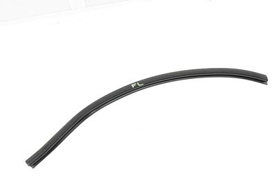 WINDOW SLOT SEAL / GASKET 8R0837479