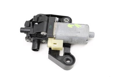 Window Sunshade / Sun Shade Motor 67659189708