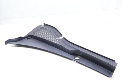 Windshield Cowl Grille / Wiper Cover Panel 5G1819403A
