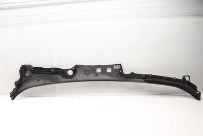 WINDSHIELD COWL / RAIN TRAY 7203124