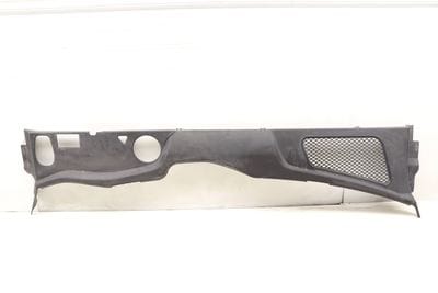 Windshield Cowl / Rain Tray