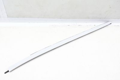 WINDSHIELD SIDE TRIM / SEAL 7292406