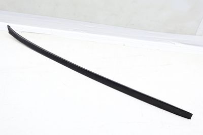 WINDSHIELD SIDE TRIM / WATER DEFLECTOR 4L0854327