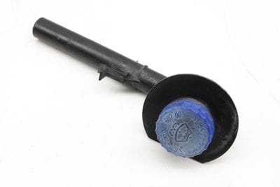WINDSHIELD WASHER RESERVOIR FILLER TUBE / NECK