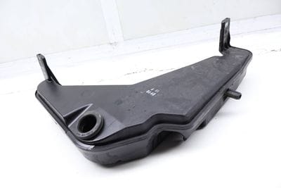 Windshield Washer Reservoir / Tank 8R0955453C