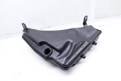 Windshield Washer Reservoir / Tank / Bottle