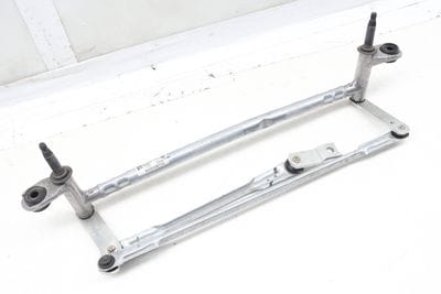 WINDSHIELD WIPER TRANSMISSION / BRACKET 2GJ955023B