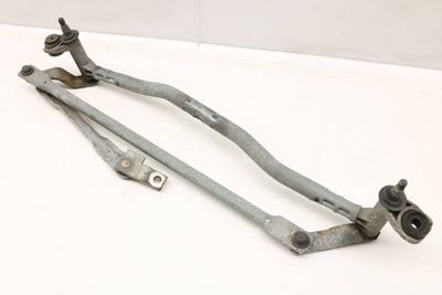 Windshield Wiper Transmission / Bracket 8P1955023K