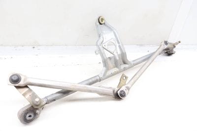 WINDSHIELD WIPER TRANSMISSION / BRACKET
