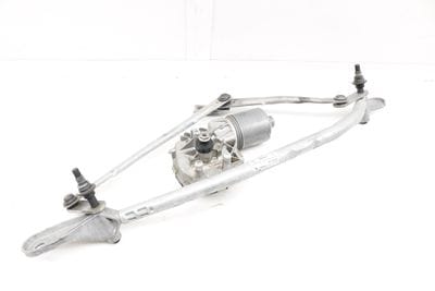 Windshield Wiper Transmission / Bracket w/ Motor 61617272451