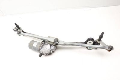 Windshield Wiper Transmission w/ Motor 61617200510